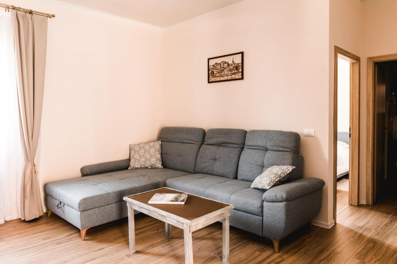 Ana Apartment